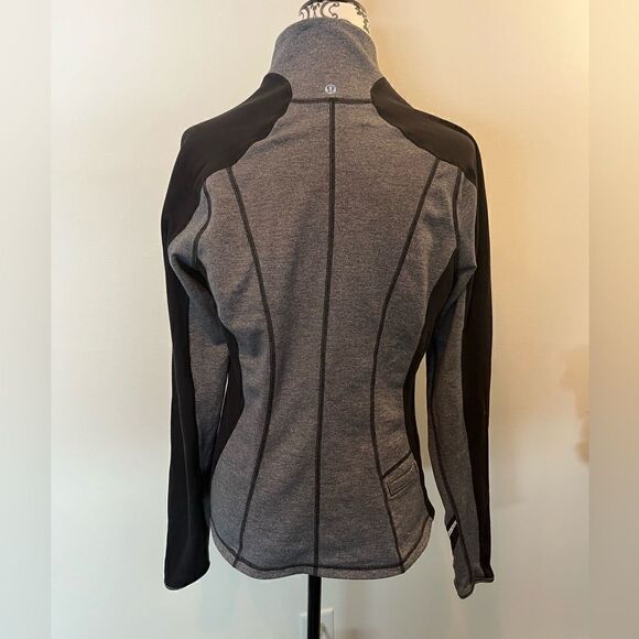 🪩Lululemon 1/4 zip up reversible long sleeve 1093​ - Picture 6 of 6